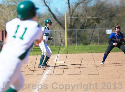 Thumbnail 3 in Colfax vs. McQueen (Victory Pre-Season T.O.C.) photogallery.