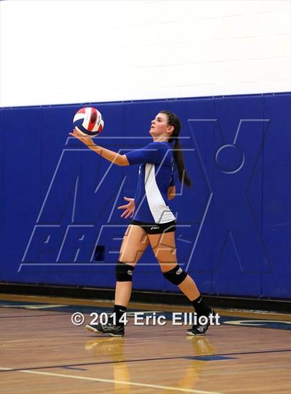 Thumbnail 1 in Cranberry Area @ Allegheny-Clarion Valley (PIAA D9 A 1st Round) photogallery.