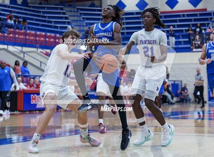 Thumbnail 3 in Connally @ Midway photogallery.