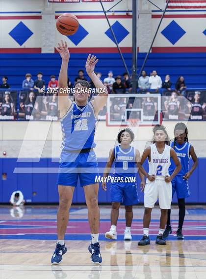 Thumbnail 3 in Connally @ Midway photogallery.