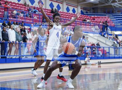 Thumbnail 3 in Connally @ Midway photogallery.