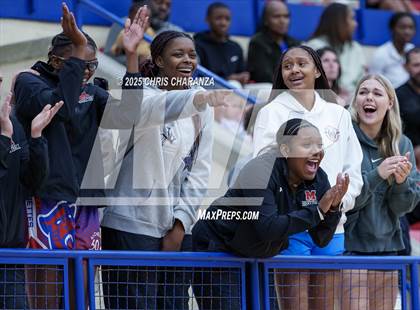 Thumbnail 1 in Connally @ Midway photogallery.