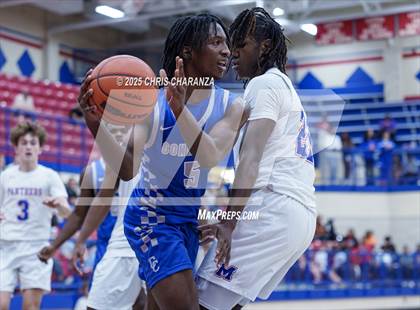 Thumbnail 2 in Connally @ Midway photogallery.