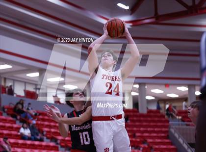 Thumbnail 3 in Eastland @ Glen Rose photogallery.