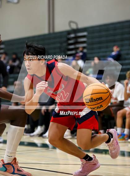 Thumbnail 1 in San Joaquin Memorial vs. Central photogallery.