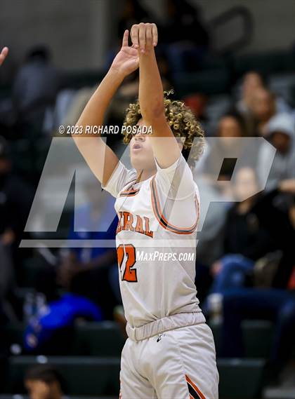 Thumbnail 1 in San Joaquin Memorial vs. Central photogallery.