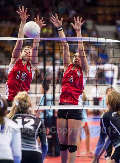 Thumbnail 1 in Resurrection Christian vs. Yuma (CHSAA 2A Semifinal) photogallery.