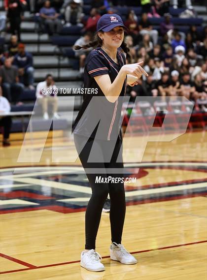 Thumbnail 2 in Cannon @ Providence Day photogallery.