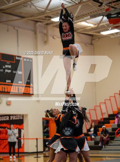 Thumbnail 3 in Brentsville District (VHSL Class 3B Regional Championship) photogallery.