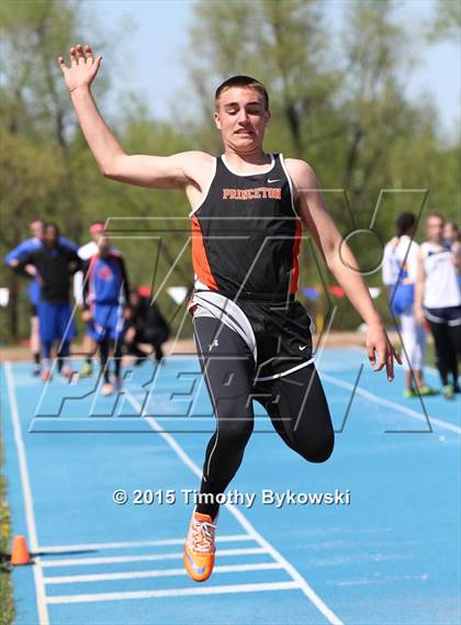 Thumbnail 3 in Mississippi 8 Conference Track Meet photogallery.