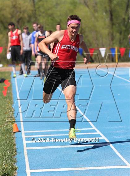 Thumbnail 1 in Mississippi 8 Conference Track Meet photogallery.