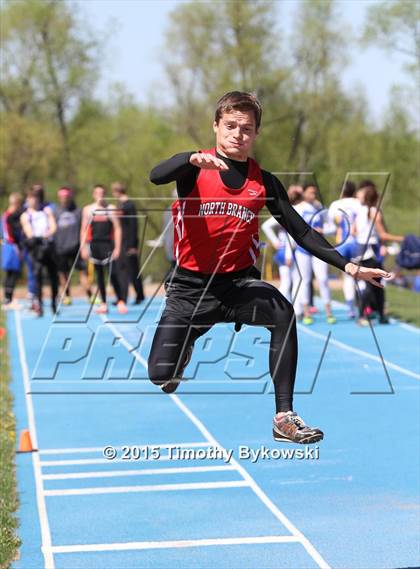 Thumbnail 2 in Mississippi 8 Conference Track Meet photogallery.