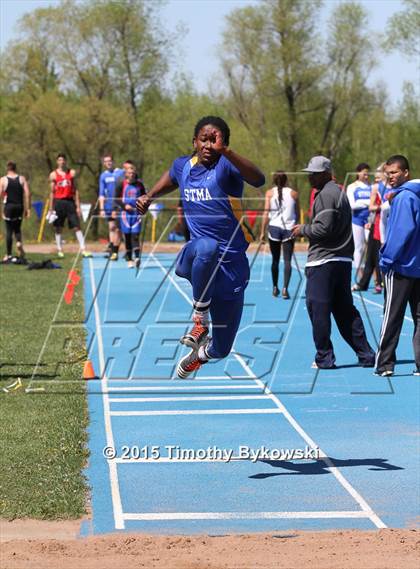 Thumbnail 2 in Mississippi 8 Conference Track Meet photogallery.