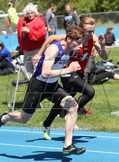 Thumbnail 3 in Mississippi 8 Conference Track Meet photogallery.