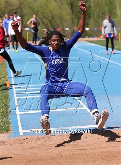 Thumbnail 1 in Mississippi 8 Conference Track Meet photogallery.