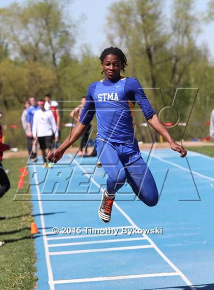 Thumbnail 3 in Mississippi 8 Conference Track Meet photogallery.