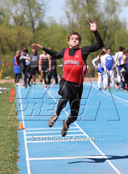 Thumbnail 1 in Mississippi 8 Conference Track Meet photogallery.