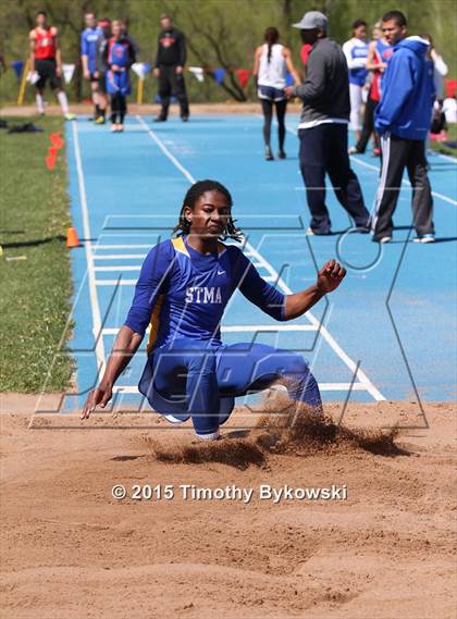 Thumbnail 1 in Mississippi 8 Conference Track Meet photogallery.