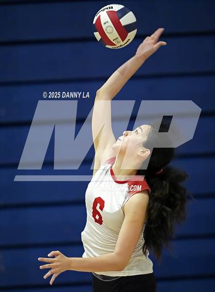 Thumbnail 2 in West Springfield vs. McLean photogallery.