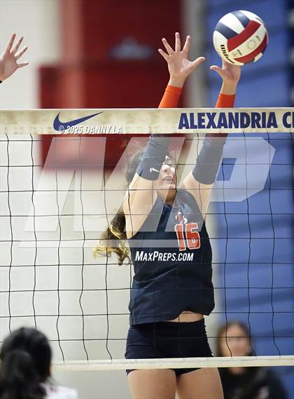 Thumbnail 3 in West Springfield vs. McLean photogallery.