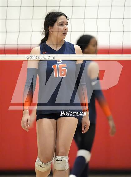 Thumbnail 1 in West Springfield vs. McLean photogallery.