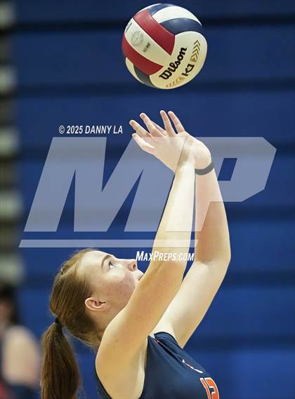 Thumbnail 2 in West Springfield vs. McLean photogallery.