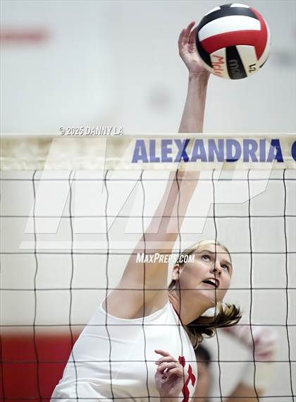 Thumbnail 2 in West Springfield vs. McLean photogallery.