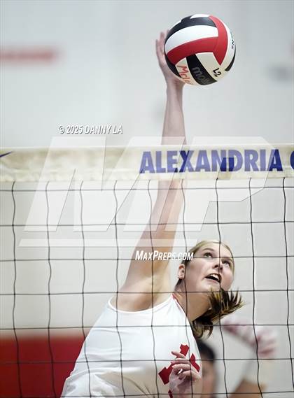 Thumbnail 1 in West Springfield vs. McLean photogallery.