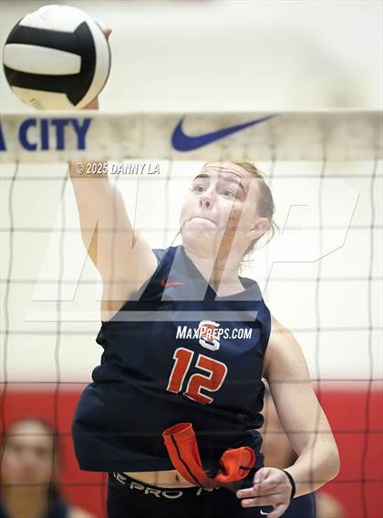 Thumbnail 2 in West Springfield vs. McLean photogallery.