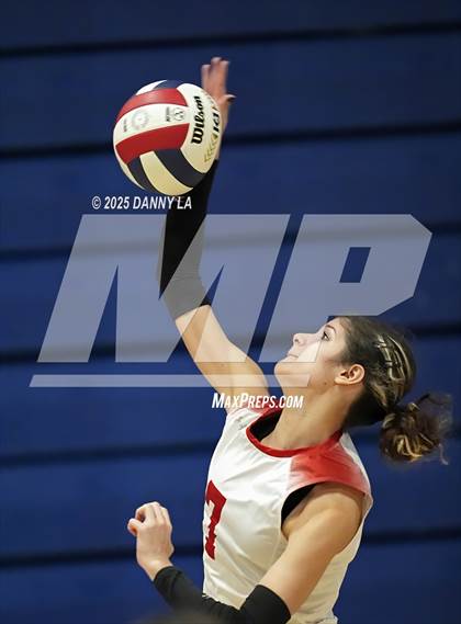 Thumbnail 2 in West Springfield vs. McLean photogallery.