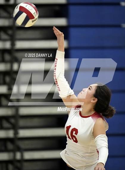 Thumbnail 1 in West Springfield vs. McLean photogallery.