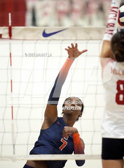 Thumbnail 2 in West Springfield vs. McLean photogallery.