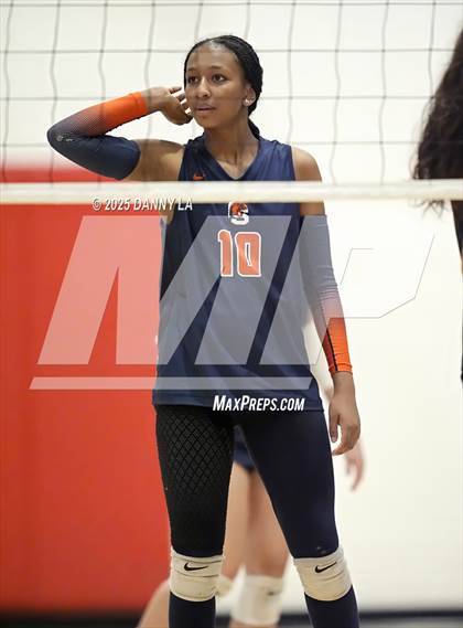 Thumbnail 2 in West Springfield vs. McLean photogallery.