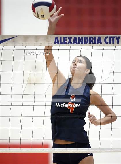 Thumbnail 1 in West Springfield vs. McLean photogallery.