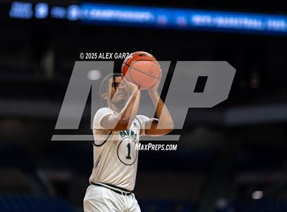 Thumbnail 3 in Waco Meyer vs. Hearne (UIL 2A Basketball Division I Final) photogallery.
