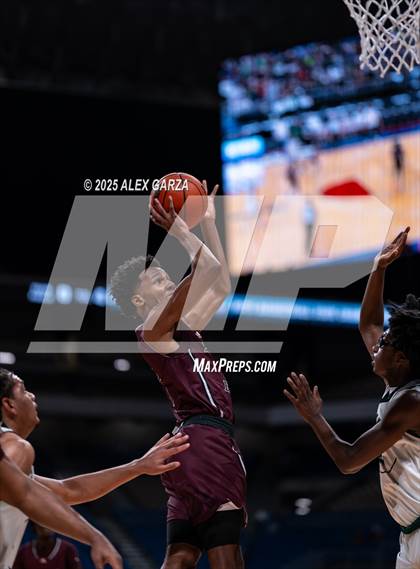 Thumbnail 1 in Waco Meyer vs. Hearne (UIL 2A Basketball Division I Final) photogallery.