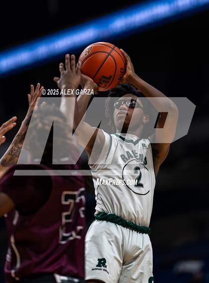 Thumbnail 1 in Waco Meyer vs. Hearne (UIL 2A Basketball Division I Final) photogallery.