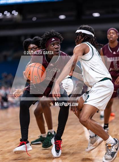Thumbnail 3 in Waco Meyer vs. Hearne (UIL 2A Basketball Division I Final) photogallery.