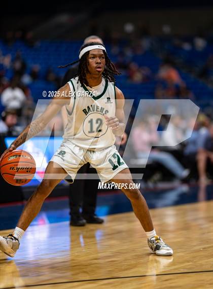 Thumbnail 1 in Waco Meyer vs. Hearne (UIL 2A Basketball Division I Final) photogallery.