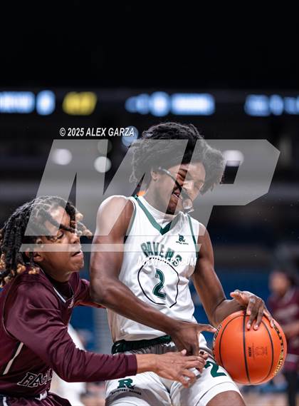 Thumbnail 3 in Waco Meyer vs. Hearne (UIL 2A Basketball Division I Final) photogallery.