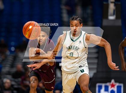 Thumbnail 1 in Waco Meyer vs. Hearne (UIL 2A Basketball Division I Final) photogallery.