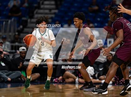 Thumbnail 3 in Waco Meyer vs. Hearne (UIL 2A Basketball Division I Final) photogallery.