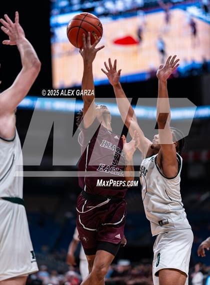 Thumbnail 3 in Waco Meyer vs. Hearne (UIL 2A Basketball Division I Final) photogallery.