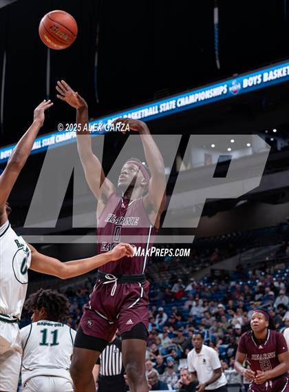 Thumbnail 2 in Waco Meyer vs. Hearne (UIL 2A Basketball Division I Final) photogallery.