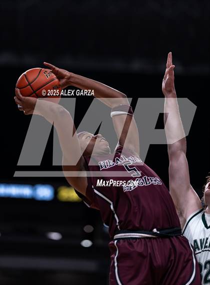 Thumbnail 3 in Waco Meyer vs. Hearne (UIL 2A Basketball Division I Final) photogallery.