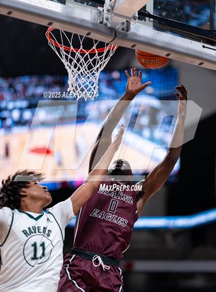 Thumbnail 3 in Waco Meyer vs. Hearne (UIL 2A Basketball Division I Final) photogallery.