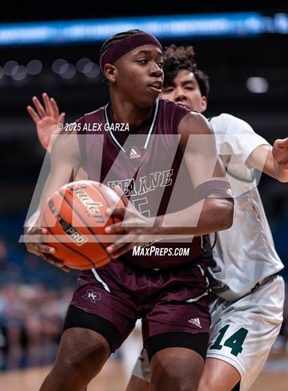 Thumbnail 2 in Waco Meyer vs. Hearne (UIL 2A Basketball Division I Final) photogallery.