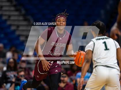 Thumbnail 1 in Waco Meyer vs. Hearne (UIL 2A Basketball Division I Final) photogallery.