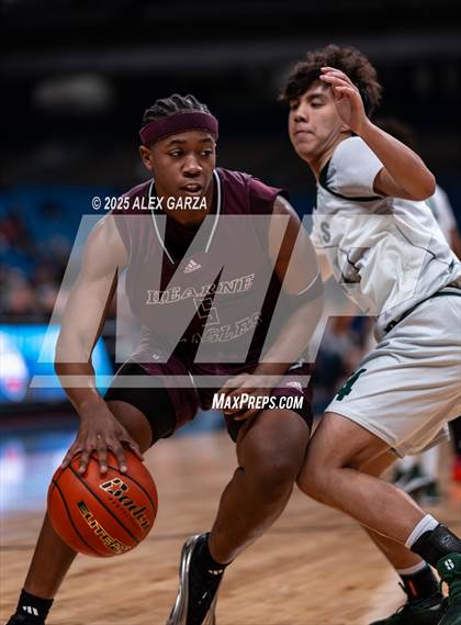 Thumbnail 2 in Waco Meyer vs. Hearne (UIL 2A Basketball Division I Final) photogallery.
