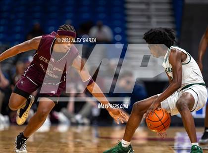 Thumbnail 2 in Waco Meyer vs. Hearne (UIL 2A Basketball Division I Final) photogallery.